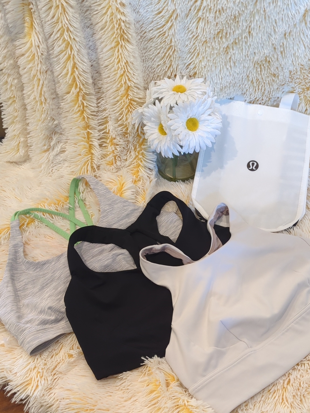 🤍🖤🩶Lululemon LOT OF 3 Sports Bras in Black, Gray Strips, and White🖤🩶🤍